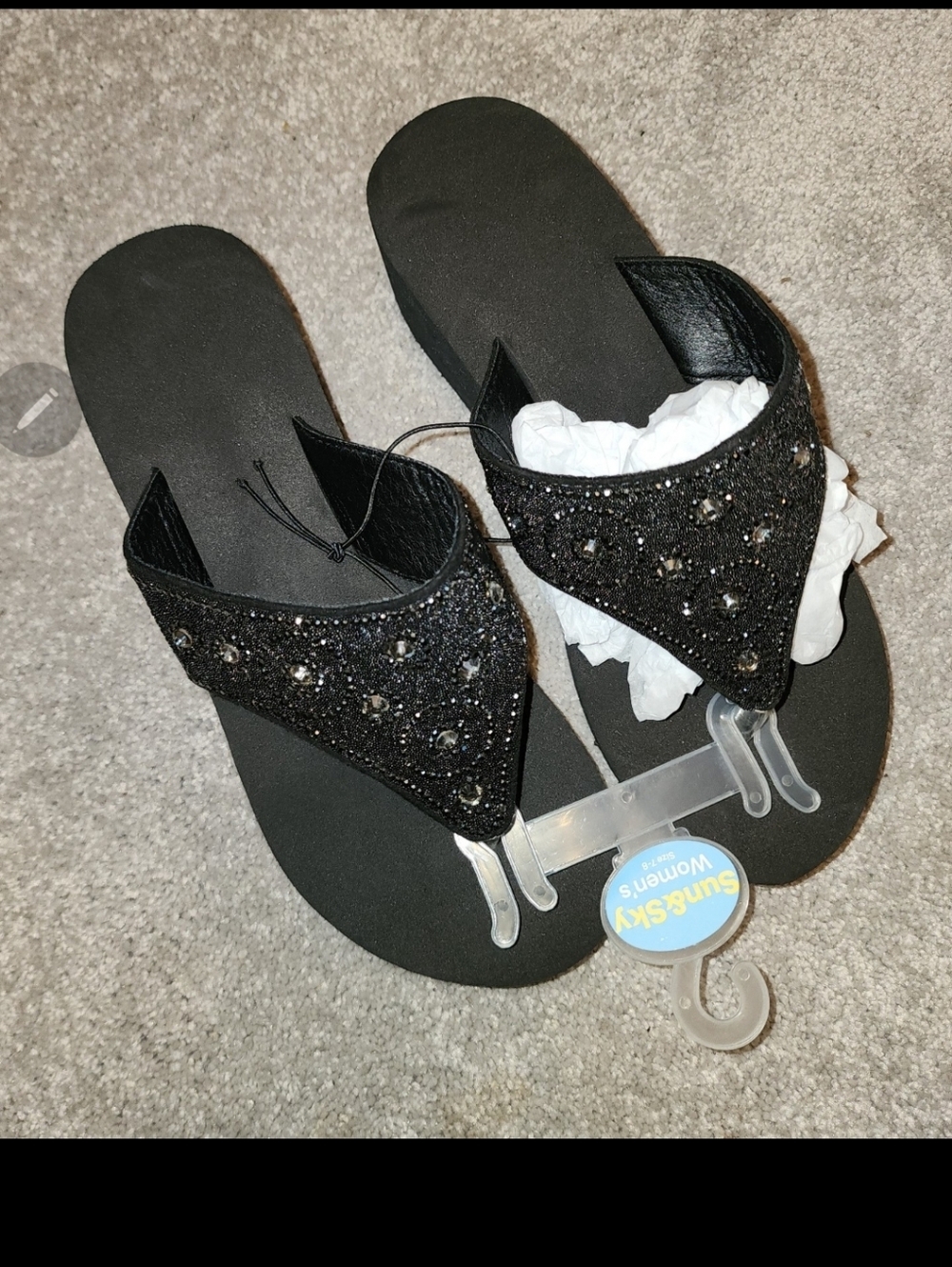 Sun & sky womens size 7/8 black bling thong sandal